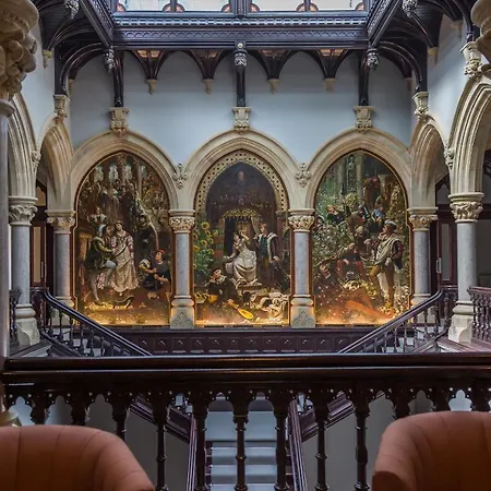 アパート The Margaret Stone Cross Mansion *