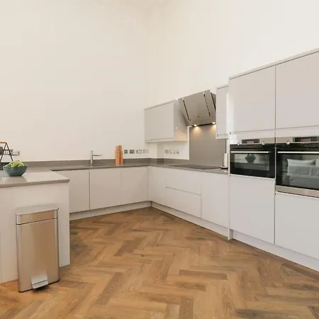 アパート The Margaret Stone Cross Mansion *