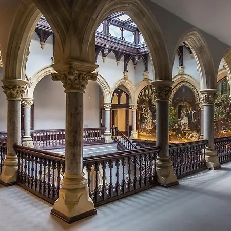 The Margaret Stone Cross Mansion アパート *