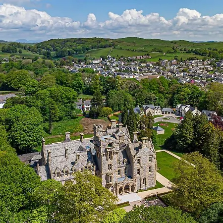 アパート The Margaret Stone Cross Mansion ウルバーストン