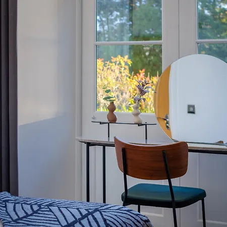 アパート The Margaret Stone Cross Mansion ウルバーストン